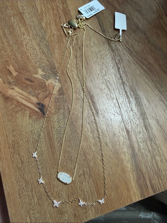 Kendra Scott Jewelry - Dolly Parton x Kendra Scott necklace
